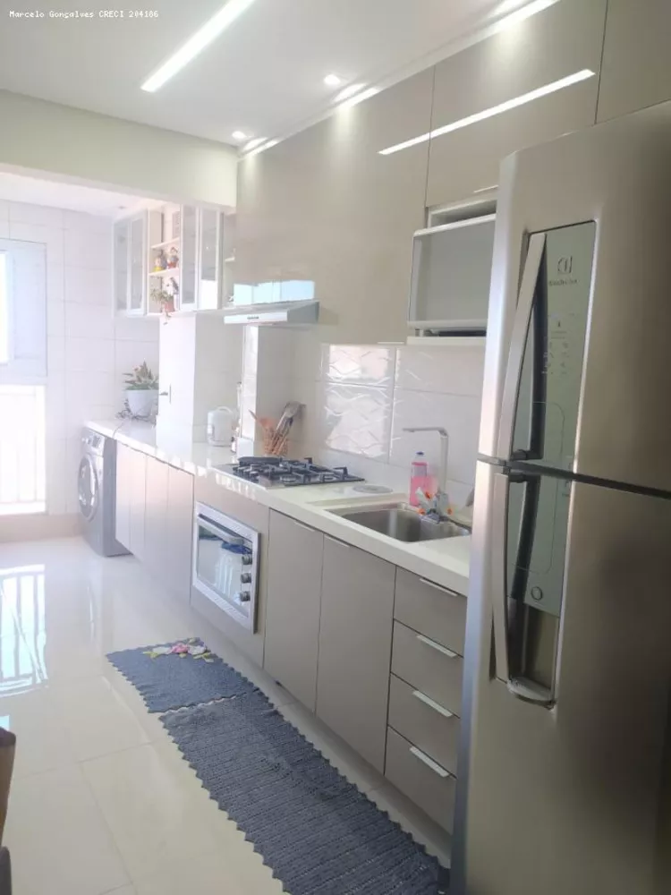 Apartamento à venda com 2 quartos, 37m² - Foto 4