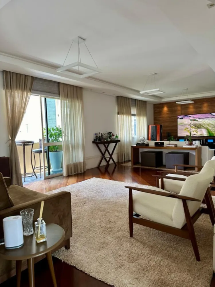 Apartamento, 4 quartos, 232 m² - Foto 1