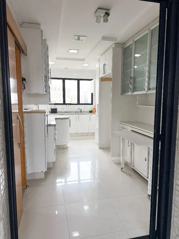 Apartamento, 4 quartos, 166 m² - Foto 2