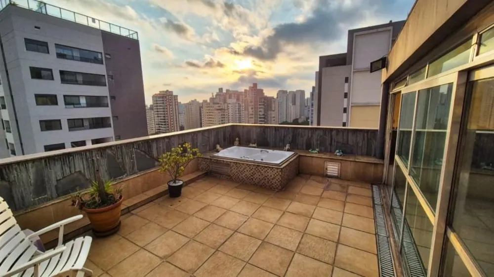 Cobertura, 3 quartos, 171 m² - Foto 2