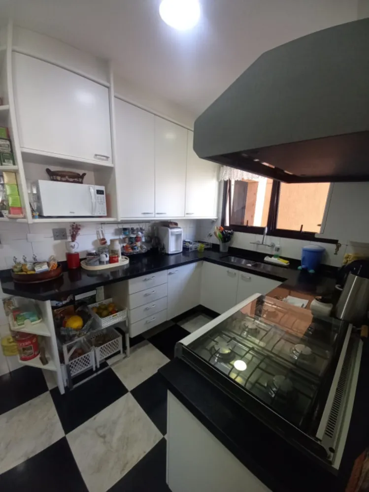 Casa, 4 quartos, 266 m² - Foto 3