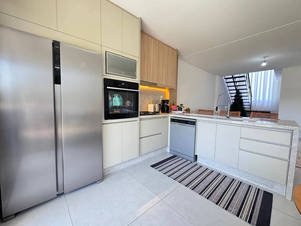 Casa, 3 quartos, 179 m² - Foto 3
