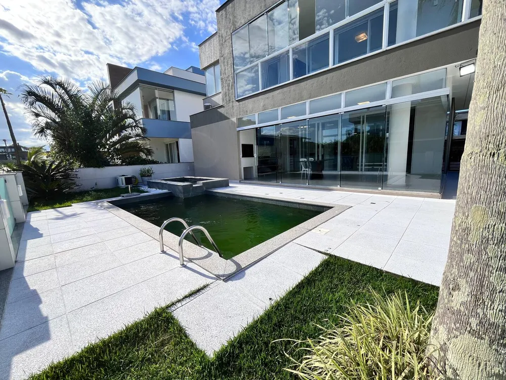 Casa, 5 quartos, 400 m² - Foto 1