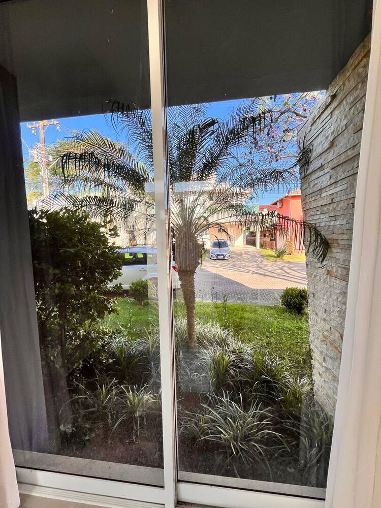 Casa à venda e aluguel com 3 quartos, 220m² - Foto 4