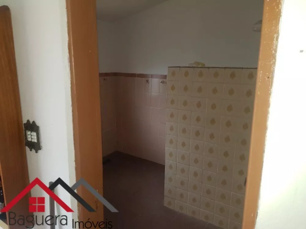 Casa à venda com 3 quartos, 600m² - Foto 3