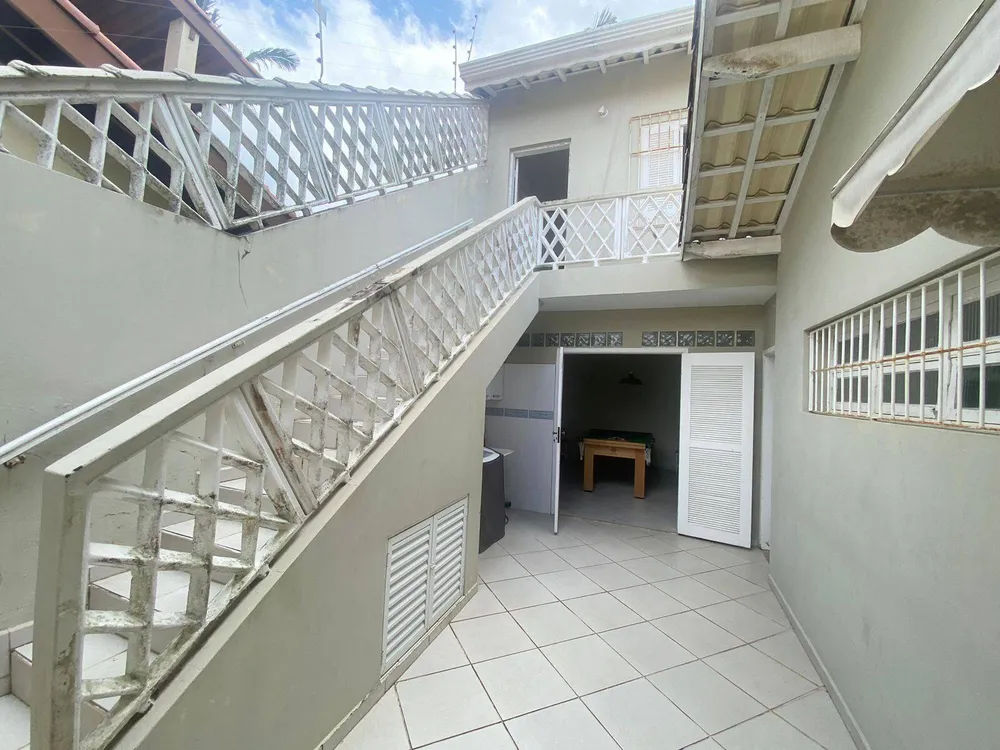 Casa, 5 quartos, 236 m² - Foto 10