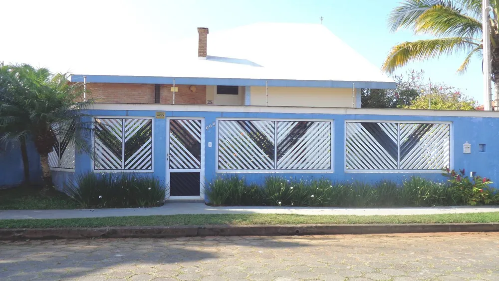 Casa, 4 quartos, 268 m² - Foto 1