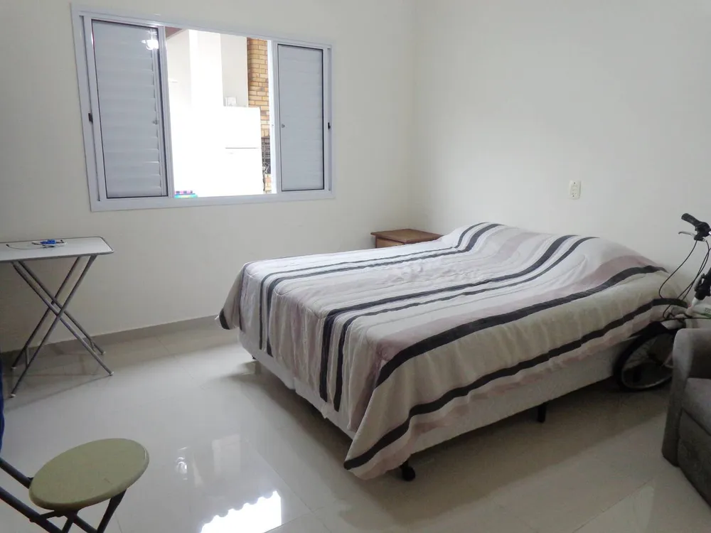 Casa, 4 quartos, 220 m² - Foto 6