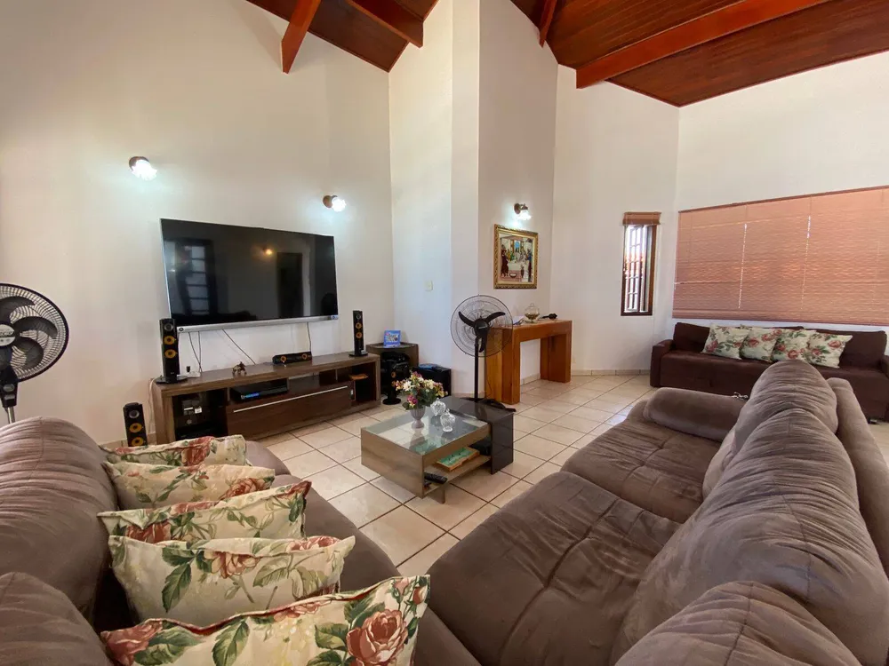 Casa, 3 quartos, 242 m² - Foto 5