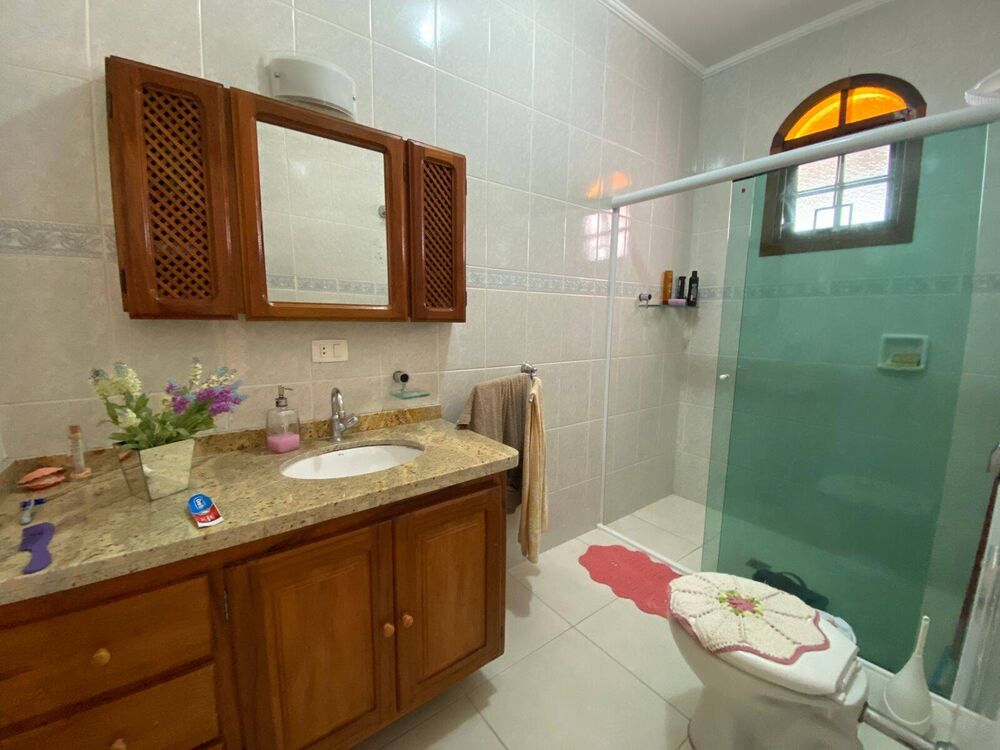 Casa, 3 quartos, 242 m² - Foto 2