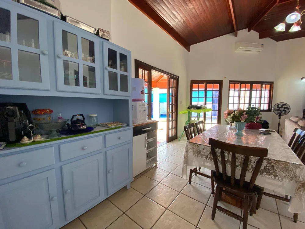 Casa, 3 quartos, 242 m² - Foto 7