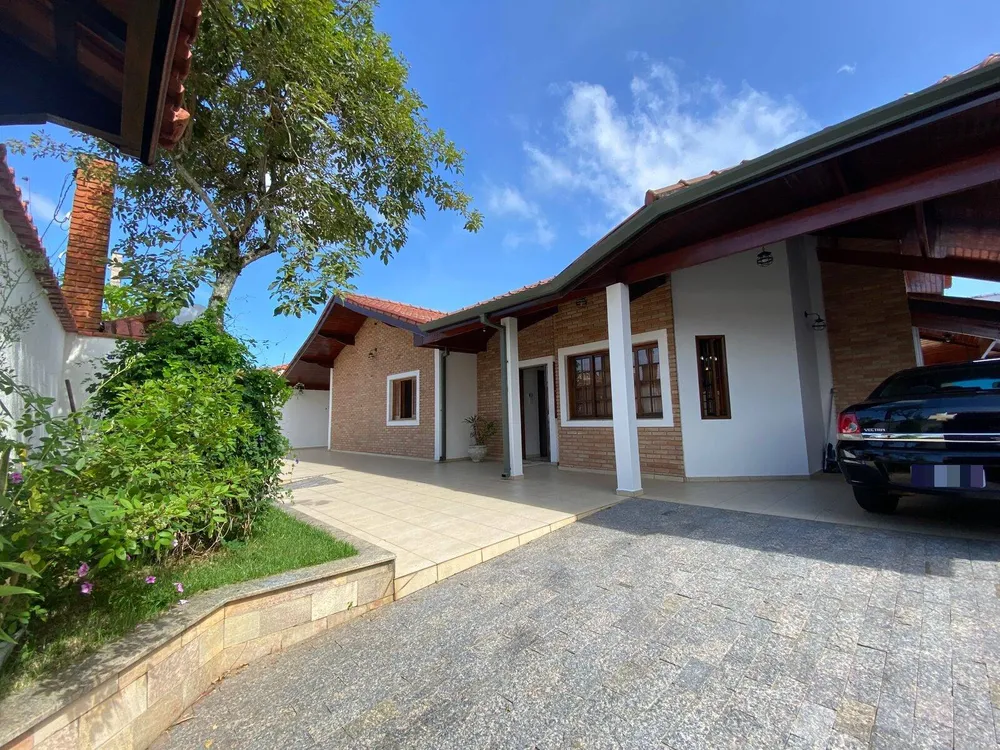 Casa, 3 quartos, 242 m² - Foto 6