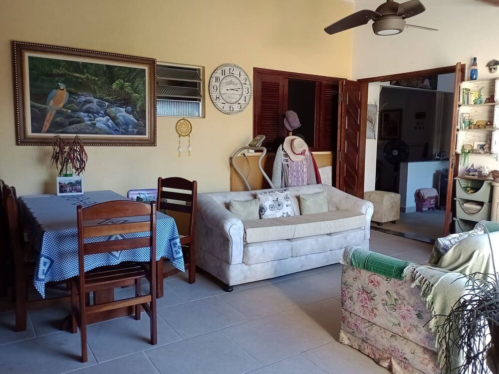 Casa à venda com 2 quartos, 264m² - Foto 2