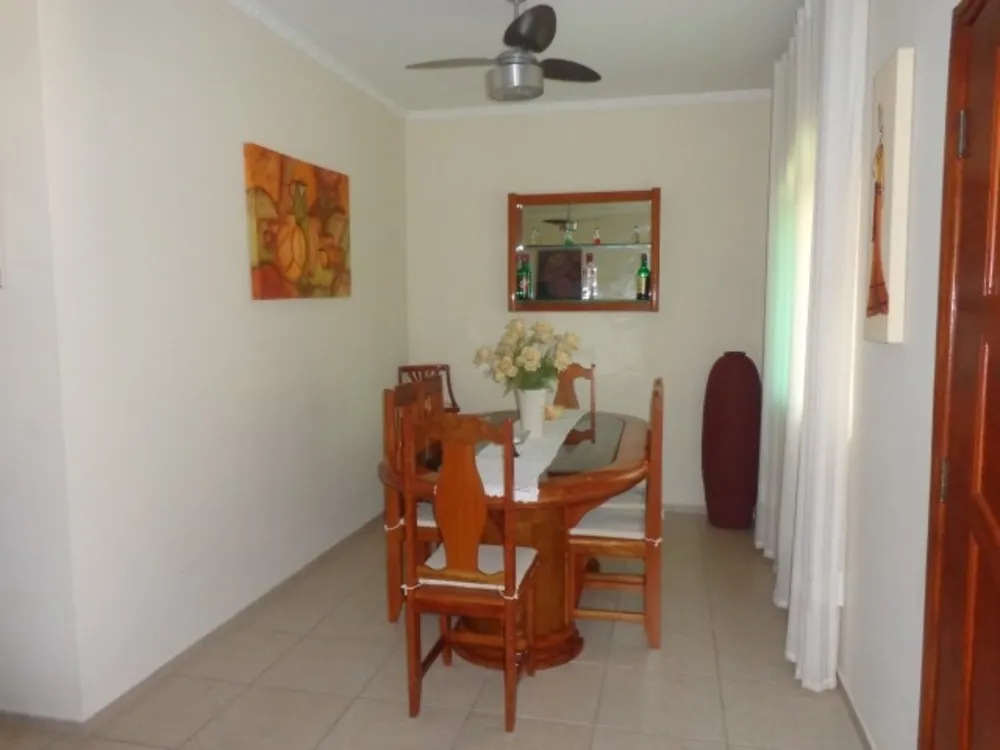Casa, 3 quartos, 212 m² - Foto 8