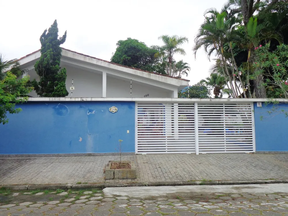 Casa, 4 quartos, 177 m² - Foto 1