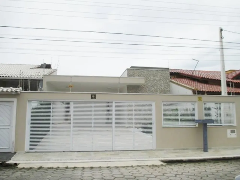 Casa, 3 quartos, 126 m² - Foto 1