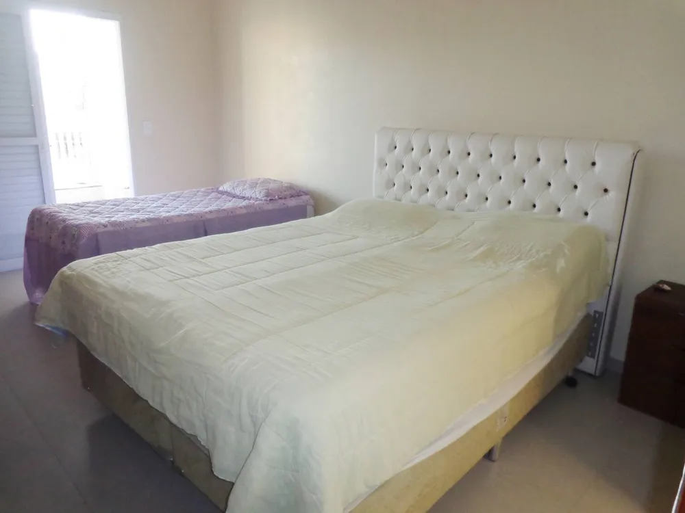 Casa, 6 quartos, 240 m² - Foto 8