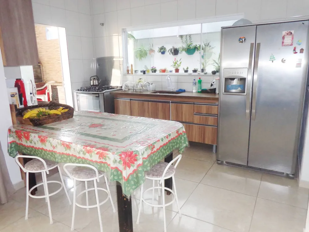 Casa, 6 quartos, 240 m² - Foto 5