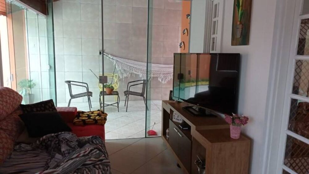 Casa, 4 quartos, 197 m² - Foto 1