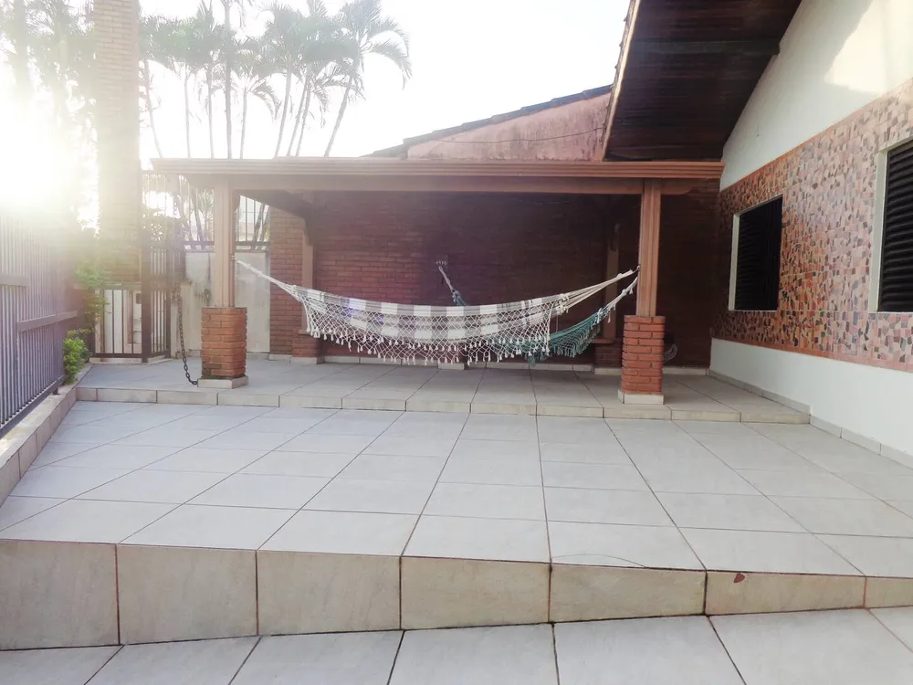 Casa, 4 quartos, 180 m² - Foto 2