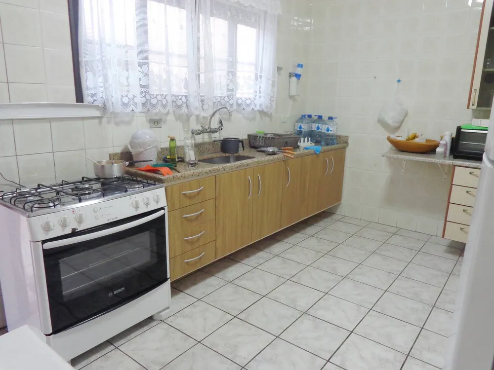 Casa, 4 quartos, 180 m² - Foto 1