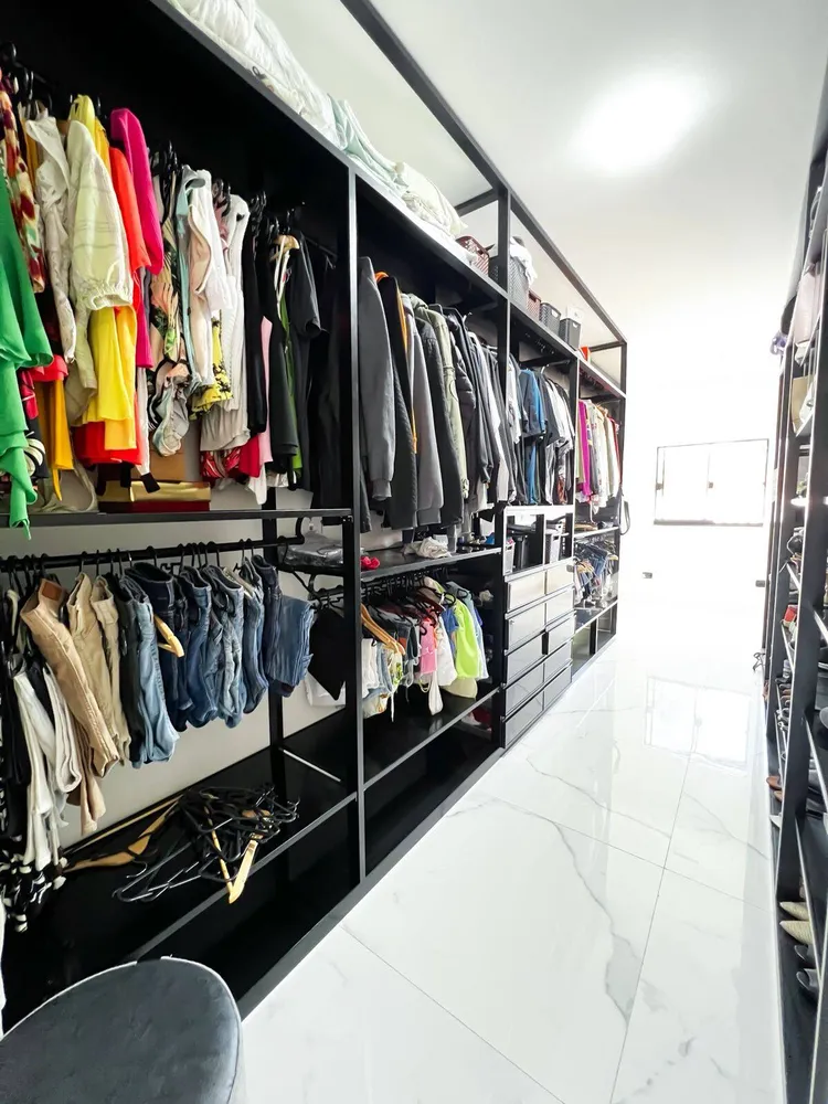 Casa, 4 quartos, 335 m² - Foto 2