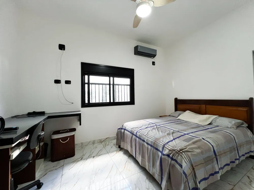 Casa, 4 quartos, 335 m² - Foto 1