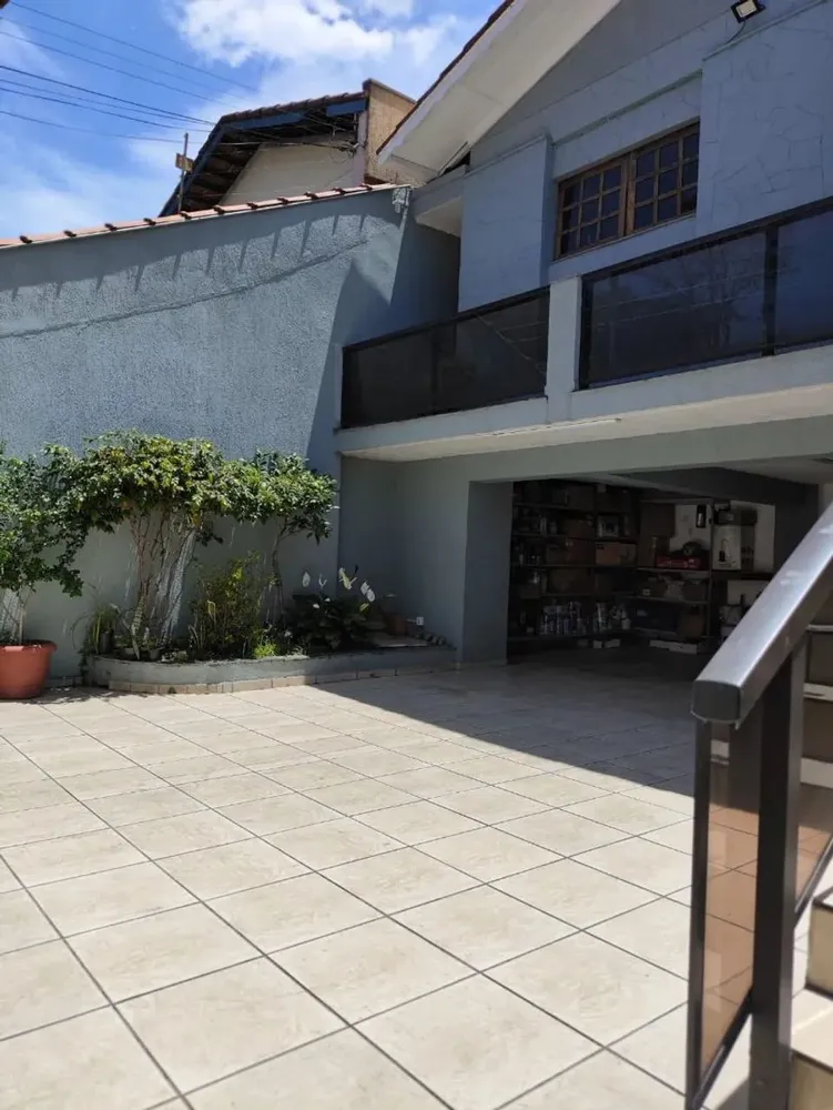 Casa, 3 quartos, 226 m² - Foto 2