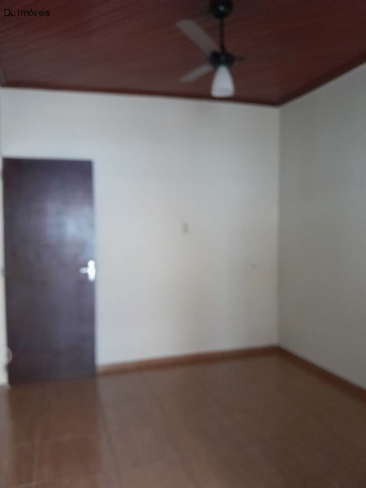 Casa, 3 quartos, 240 m² - Foto 3