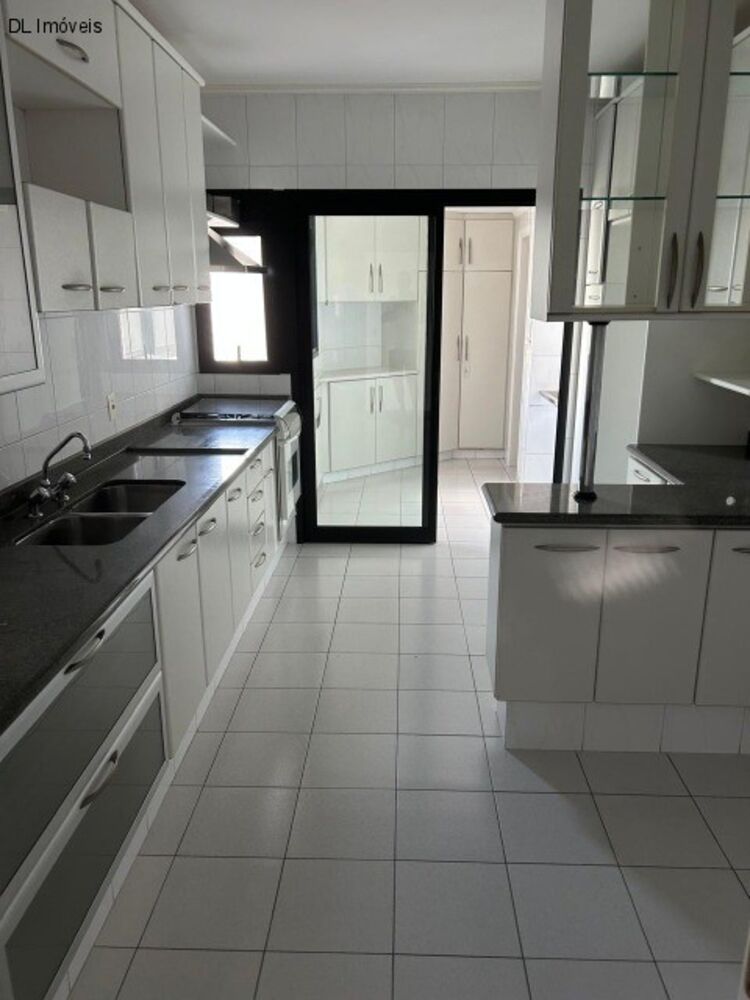 Apartamento, 3 quartos, 136 m² - Foto 2