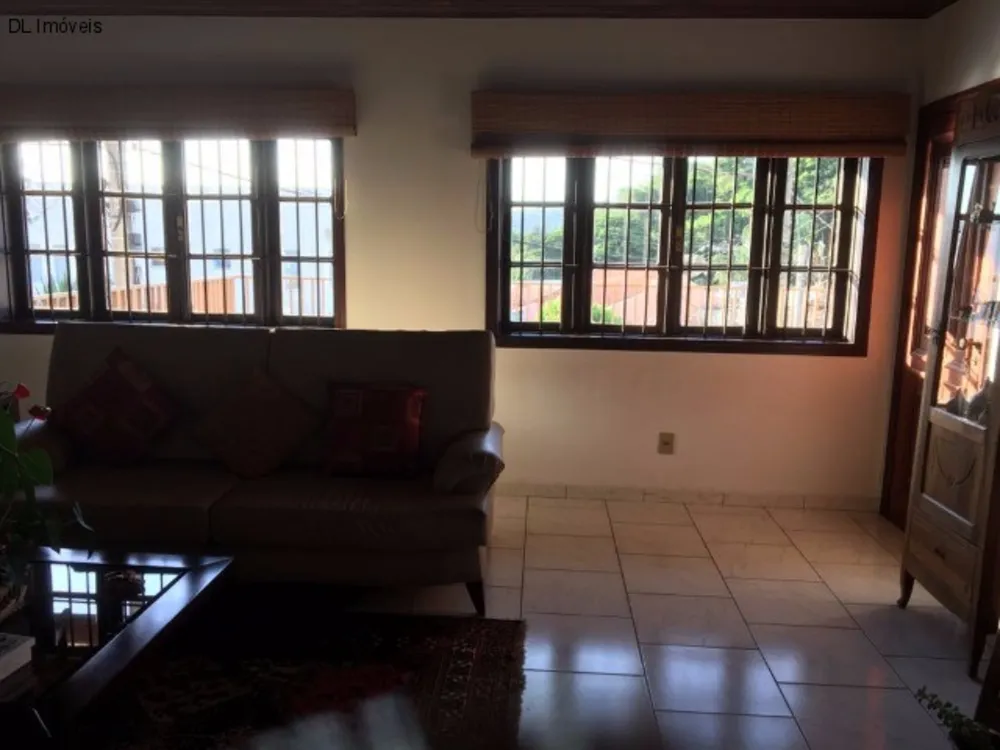 Casa, 3 quartos, 350 m² - Foto 1