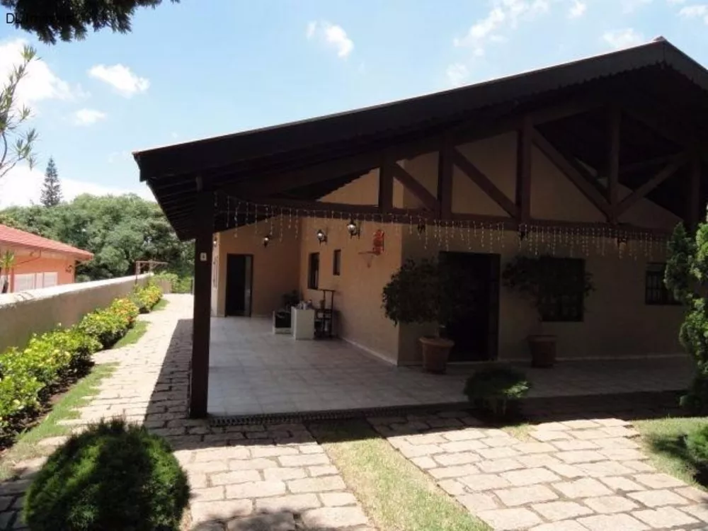 Casa de Condomínio à venda com 4 quartos, 335m² - Foto 3