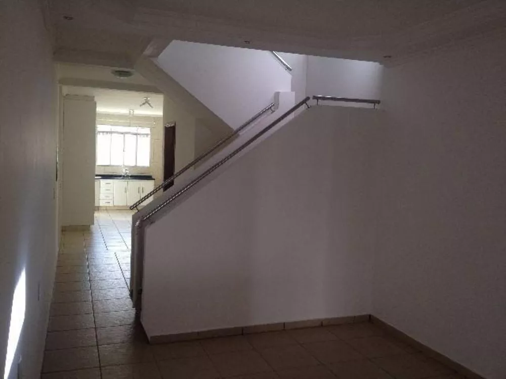 Sobrado, 3 quartos, 190 m² - Foto 4