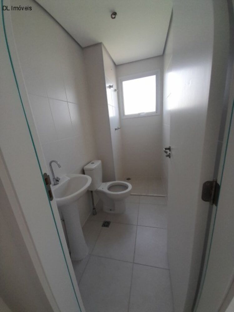 Apartamento à venda com 2 quartos, 60m² - Foto 4