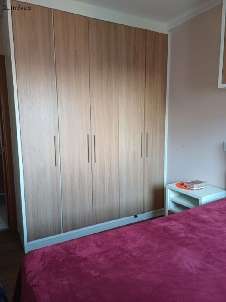 Apartamento à venda com 3 quartos, 77m² - Foto 4