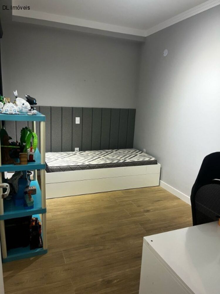 Apartamento à venda com 3 quartos, 141m² - Foto 4