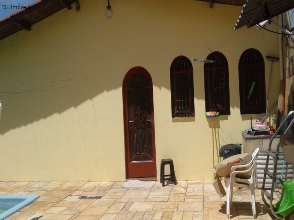 Casa, 4 quartos, 205 m² - Foto 3