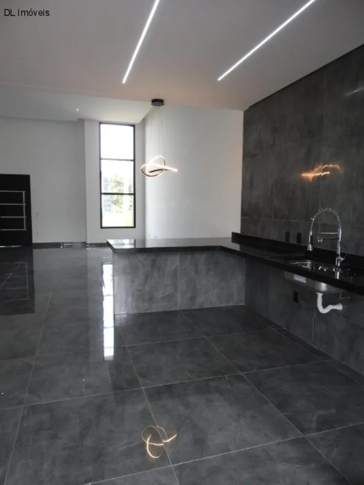 Casa, 3 quartos, 181 m² - Foto 4