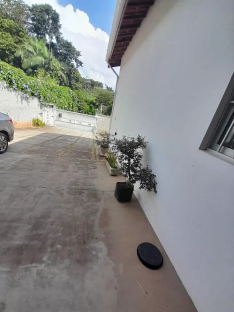 Fazenda à venda com 4 quartos, 3600m² - Foto 4