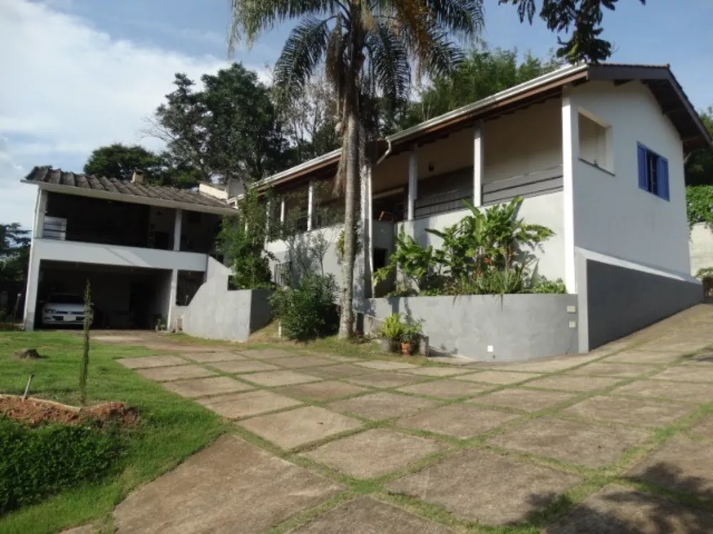 Fazenda à venda com 4 quartos, 3600m² - Foto 1