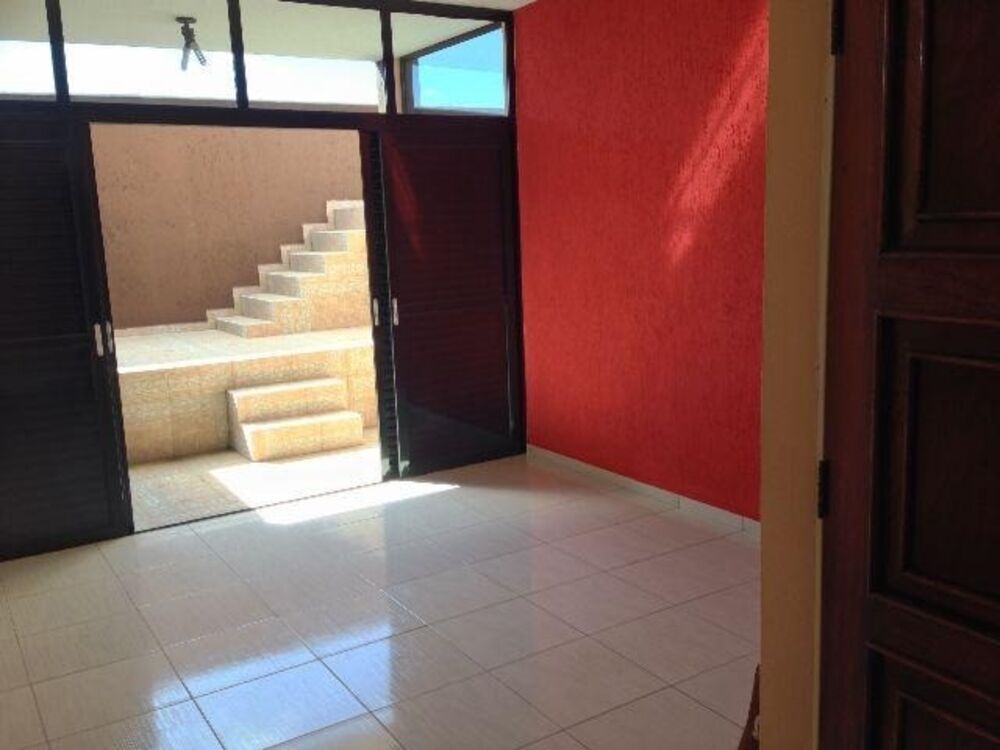 Casa, 5 quartos, 370 m² - Foto 1