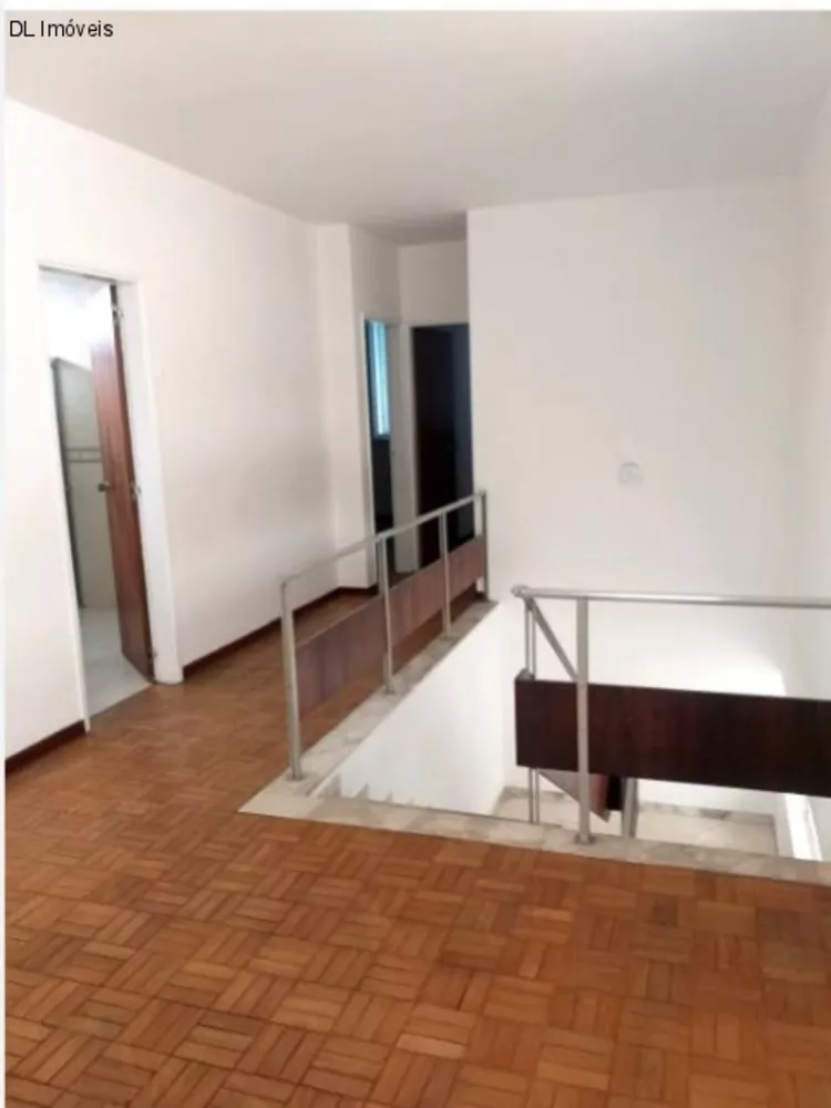 Prédio Inteiro à venda com 3 quartos, 347m² - Foto 1