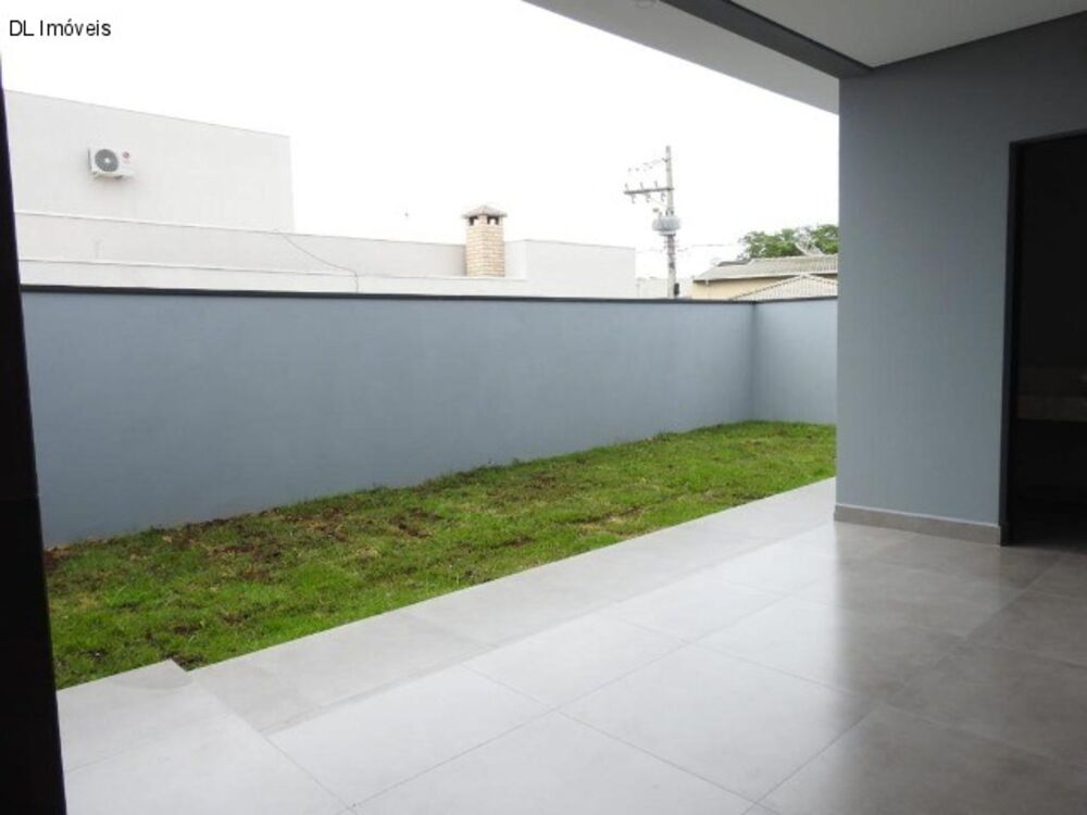 Casa à venda com 3 quartos, 181m² - Foto 9