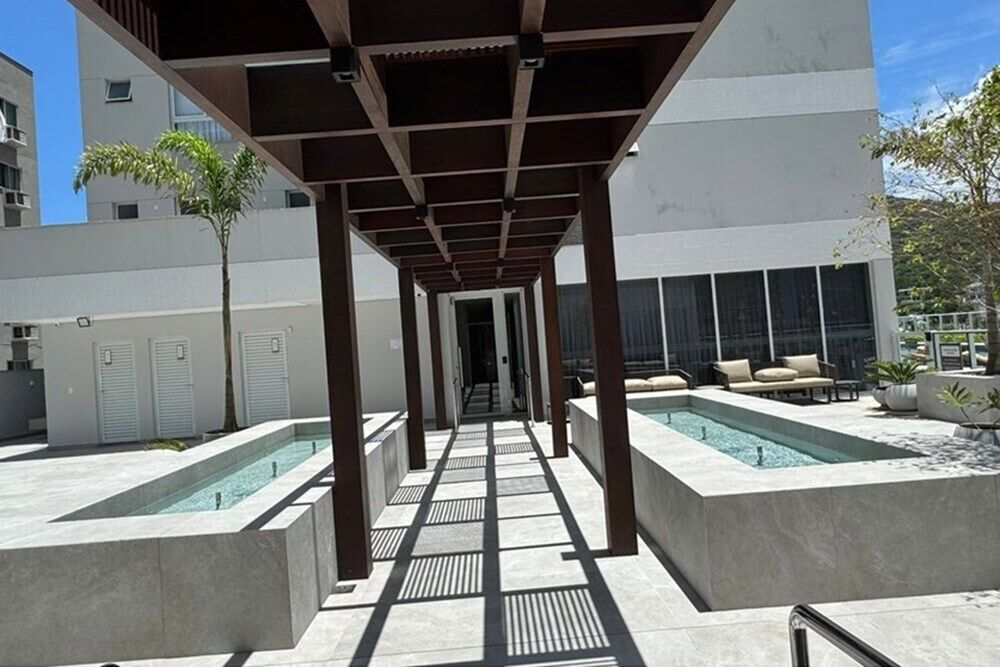 Apartamento à venda com 2 quartos, 70m² - Foto 5