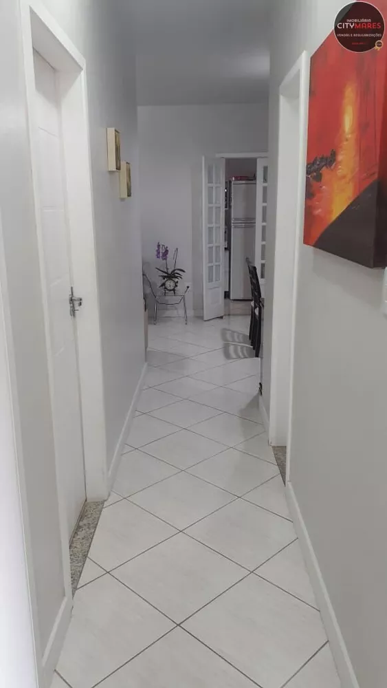 Apartamento à venda com 3 quartos, 75m² - Foto 9