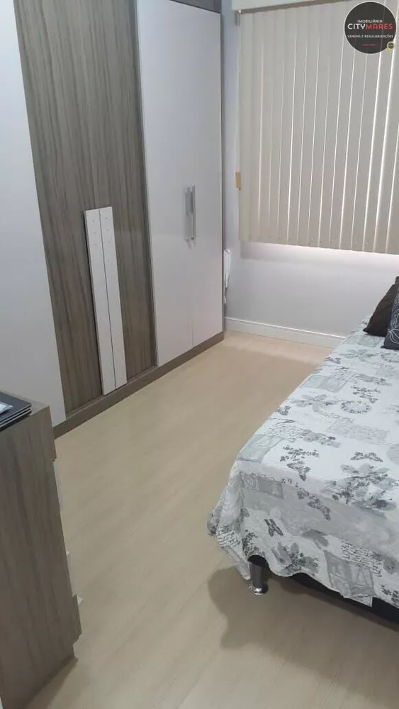 Apartamento à venda com 3 quartos, 75m² - Foto 4