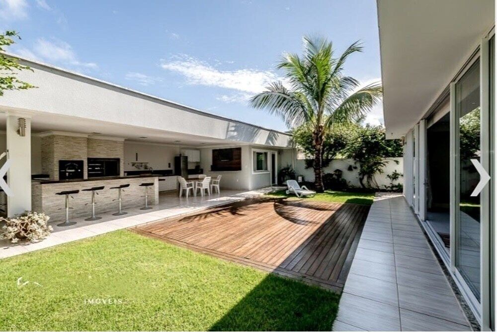 Casa à venda com 6 quartos, 482m² - Foto 4
