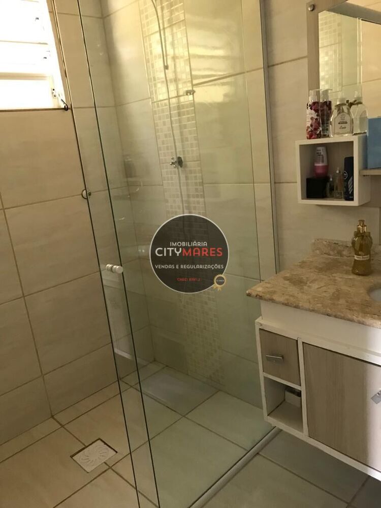 Casa à venda com 3 quartos, 240m² - Foto 9