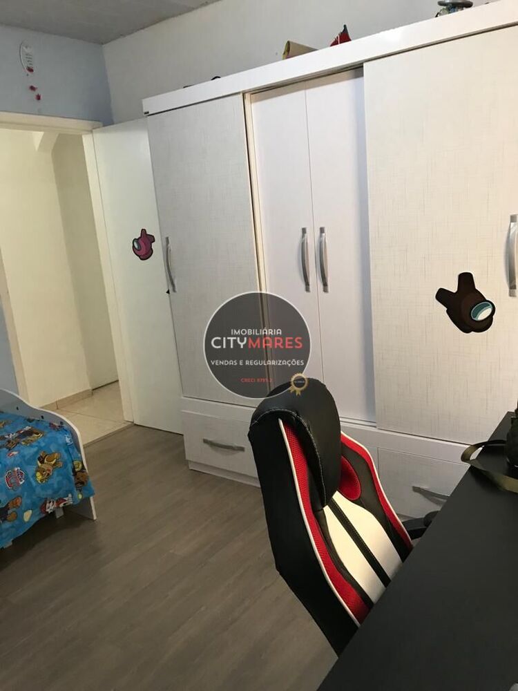 Casa à venda com 3 quartos, 240m² - Foto 6