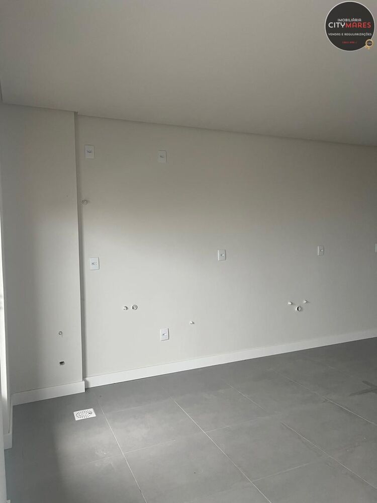 Apartamento à venda com 2 quartos, 68m² - Foto 7